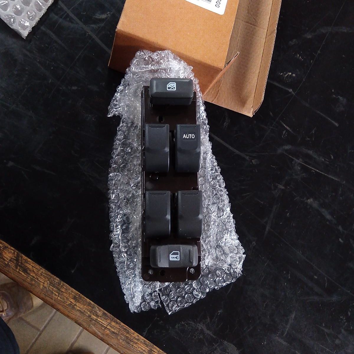 2010 HOLDEN COLORADO PWR DR WIND SWITCH