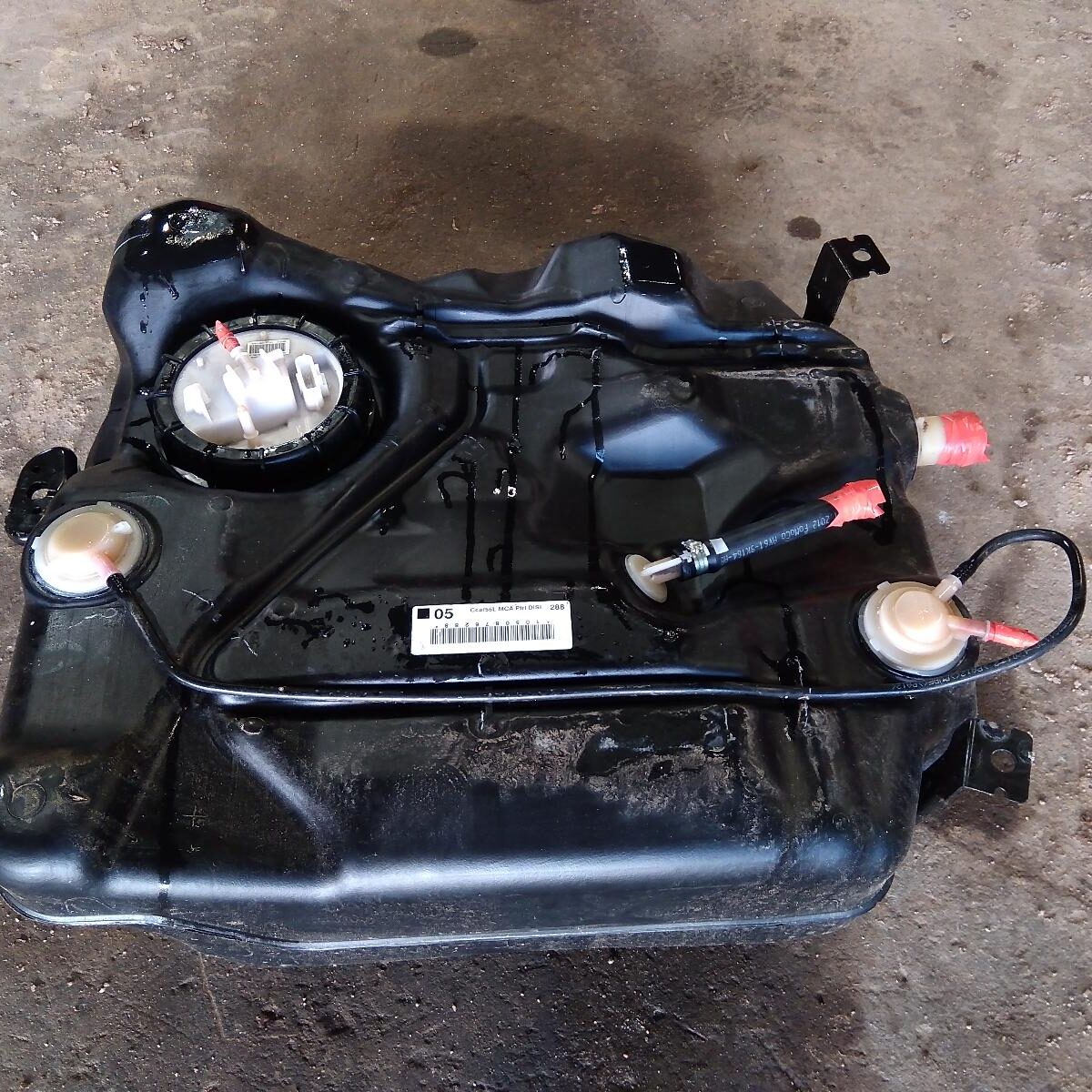 2012 FORD FOCUS FUEL TANK