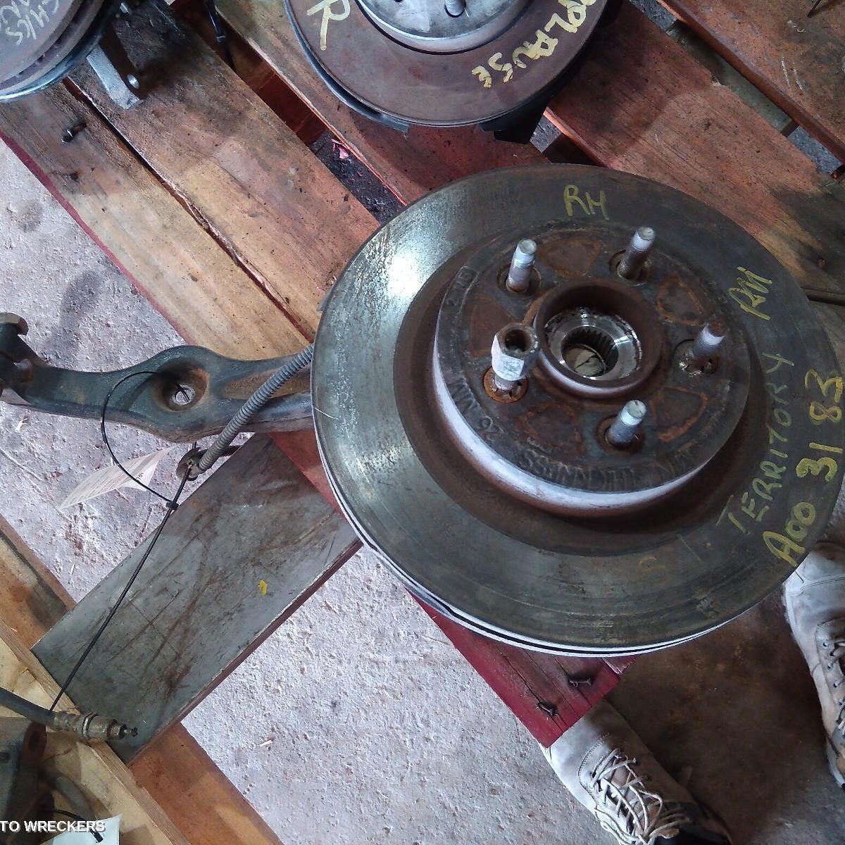 2006 FORD TERRITORY Right Front Hub Assembly