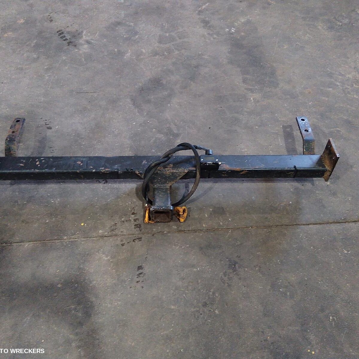 2009 TOYOTA HILUX Towbar