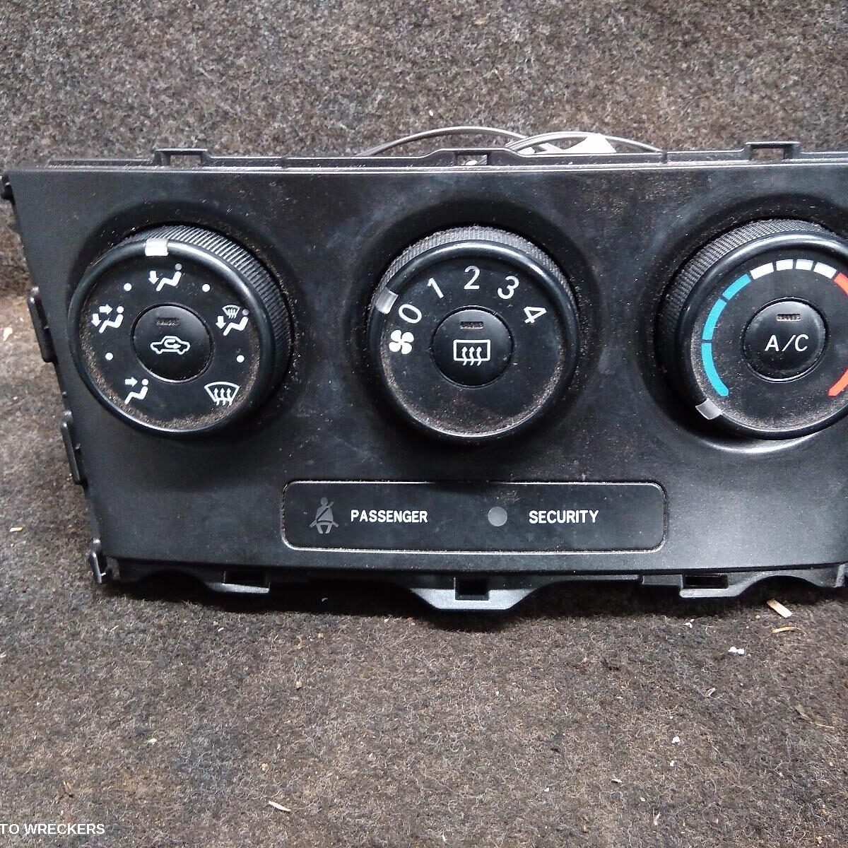 2011 TOYOTA COROLLA Heater/Ac Controls