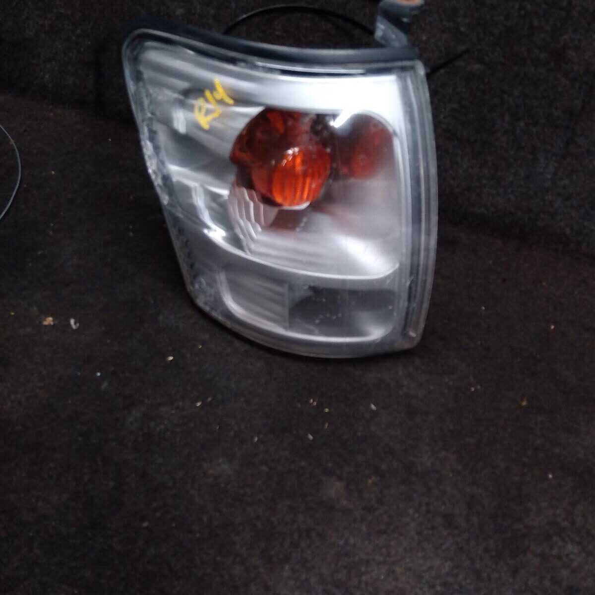 2004 TOYOTA HILUX Right Indicator/Fog/Side
