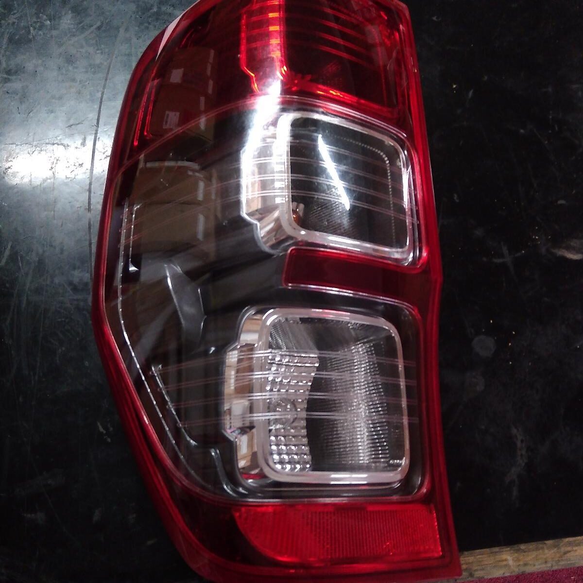 2018 FORD RANGER Left Taillight