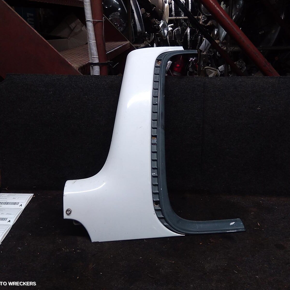 2000 HOLDEN COMMODORE C Pillar Moulding