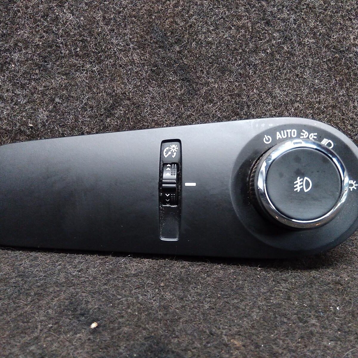 2014 HOLDEN COMMODORE COMBINATION SWITCH