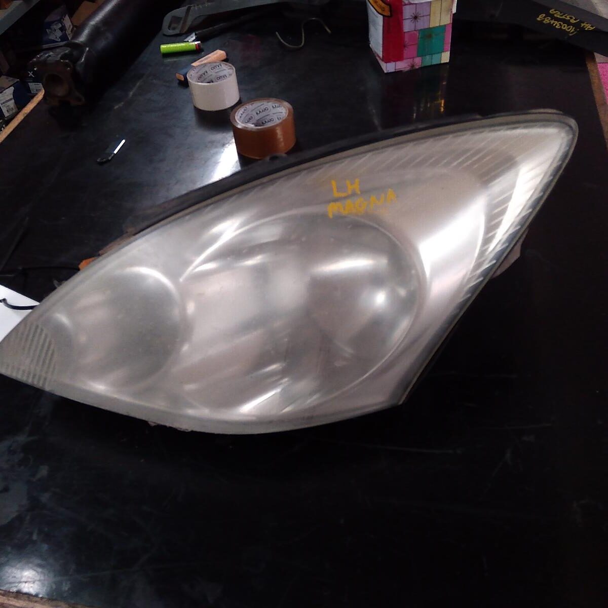 2003 MITSUBISHI VERADA LEFT HEADLAMP