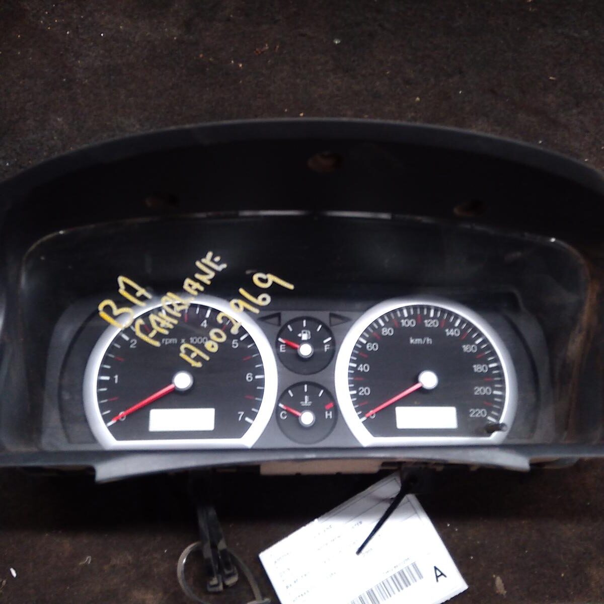 2005 FORD FAIRLANE INSTRUMENT CLUSTER