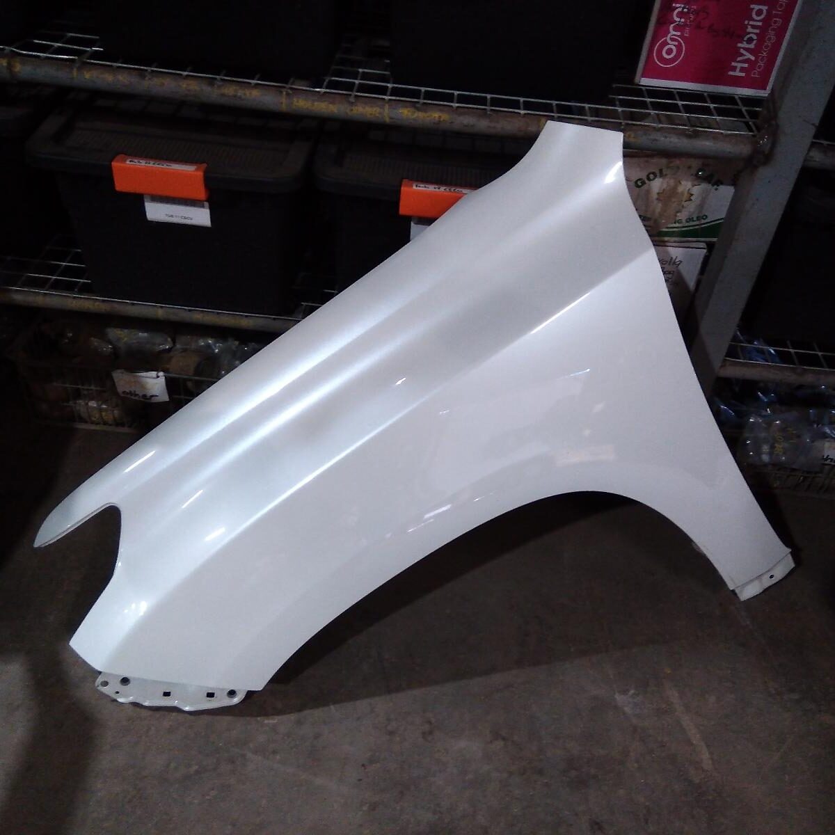 2012 TOYOTA PRADO Left Guard