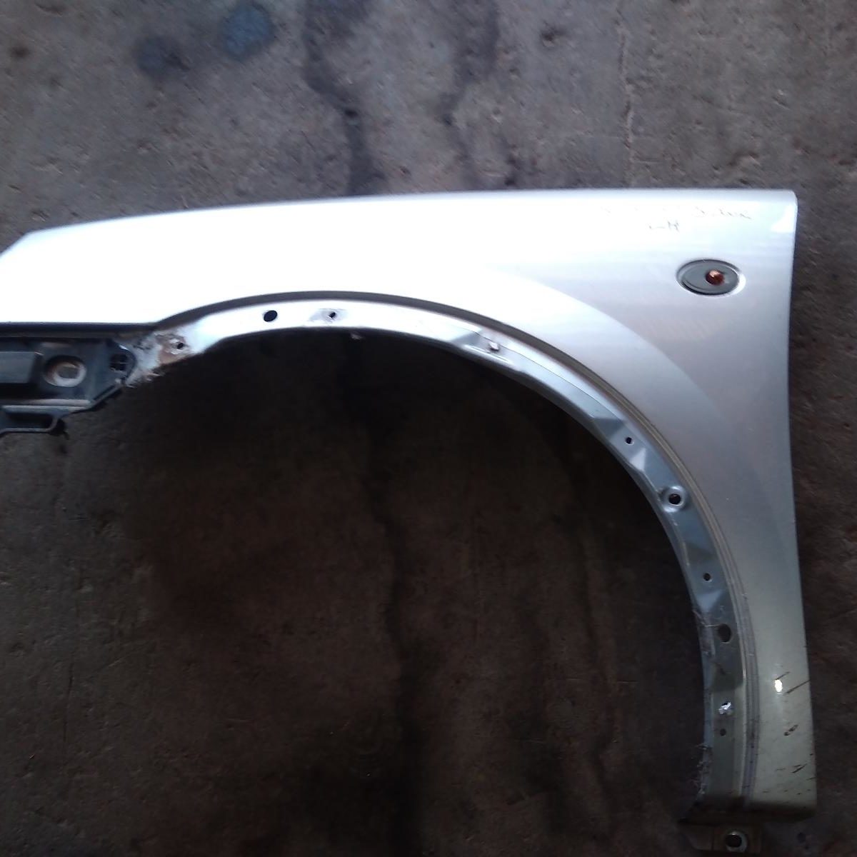 2004 HOLDEN BARINA LEFT GUARD