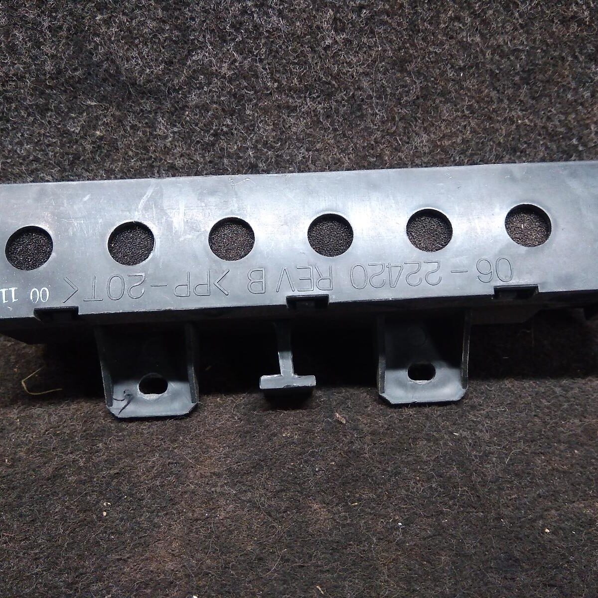 2001 HOLDEN COMMODORE MISC SWITCH/RELAY