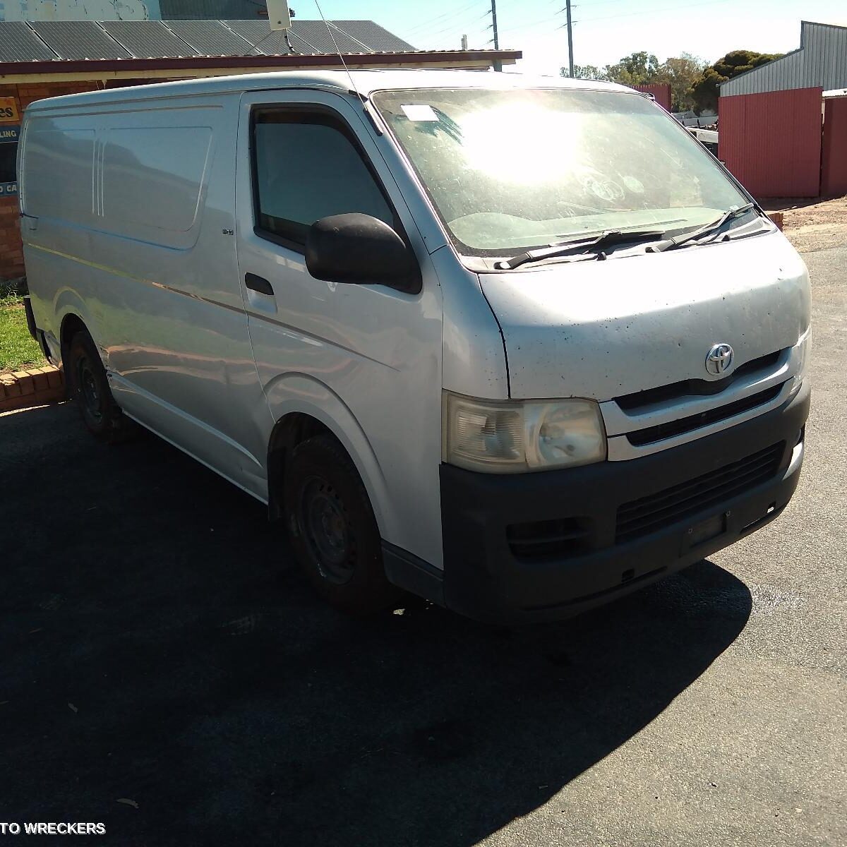 2007 TOYOTA HIACE Left Rear Side Glass