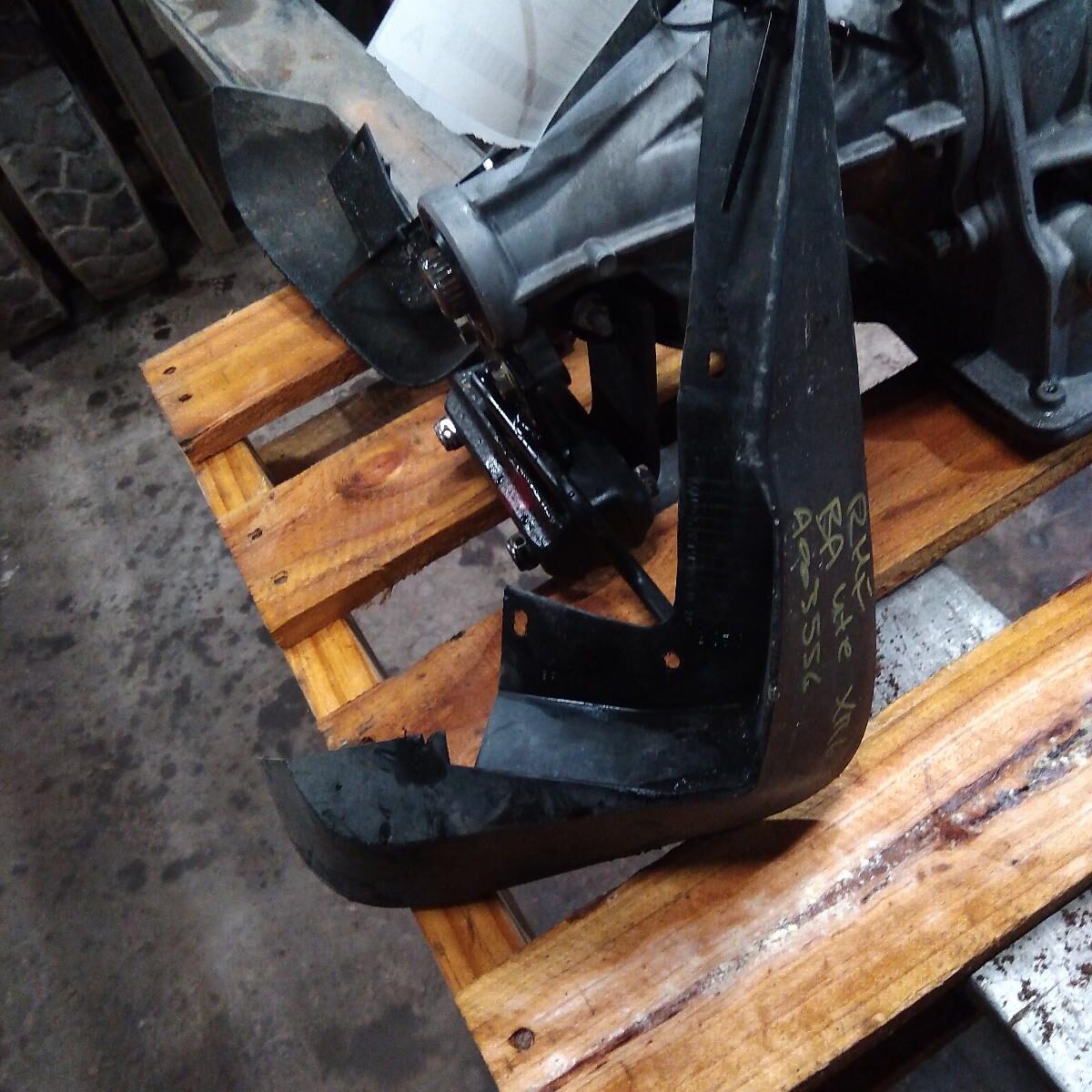 2002 FORD FALCON MUD FLAPS