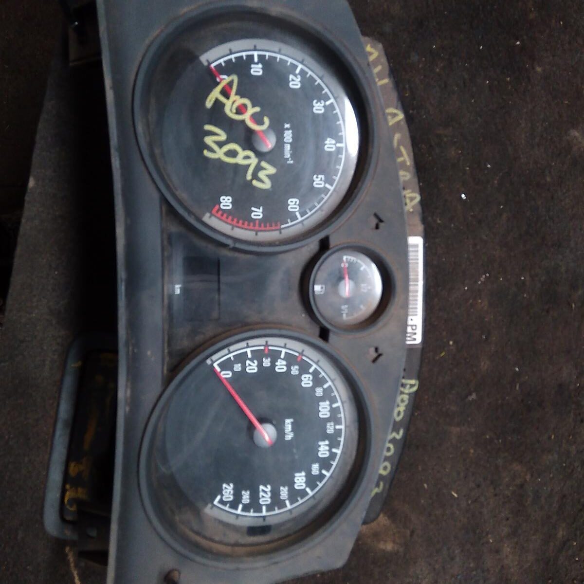 2006 HOLDEN ASTRA Instrument Cluster