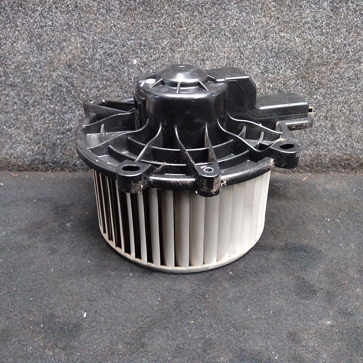 2010 HOLDEN COMMODORE HEATER FAN MOTOR