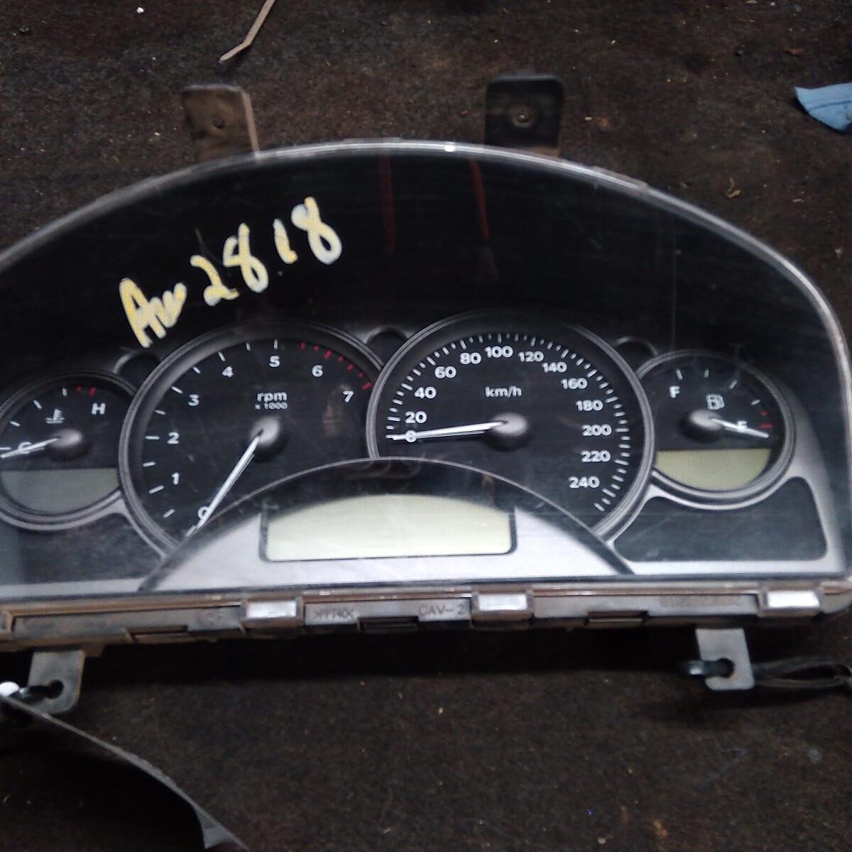 2003 HOLDEN COMMODORE INSTRUMENT CLUSTER