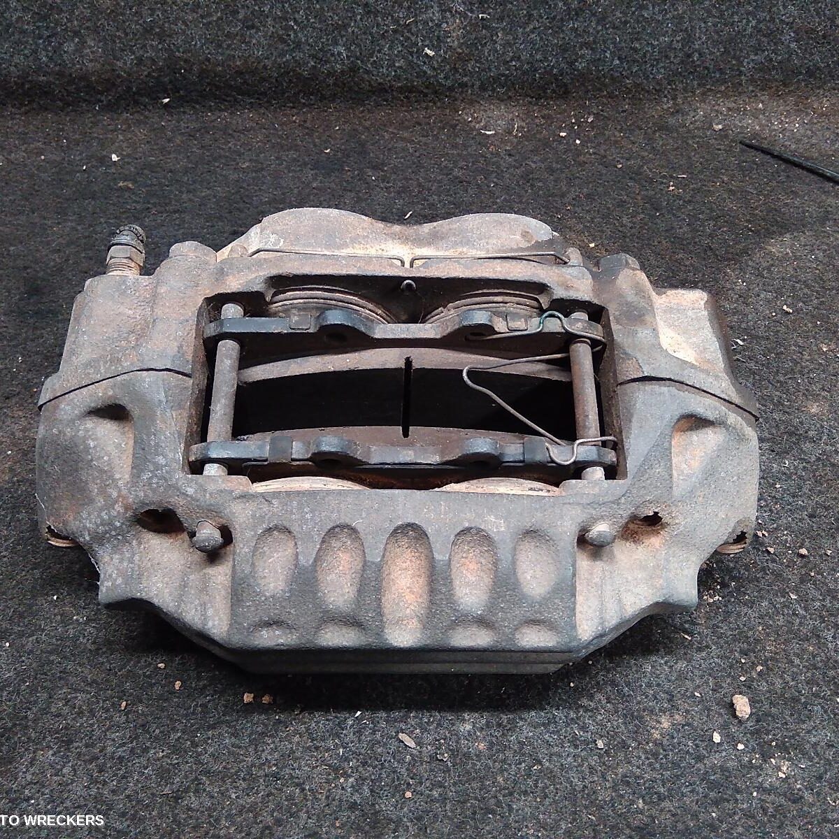 2001 TOYOTA HILUX Caliper