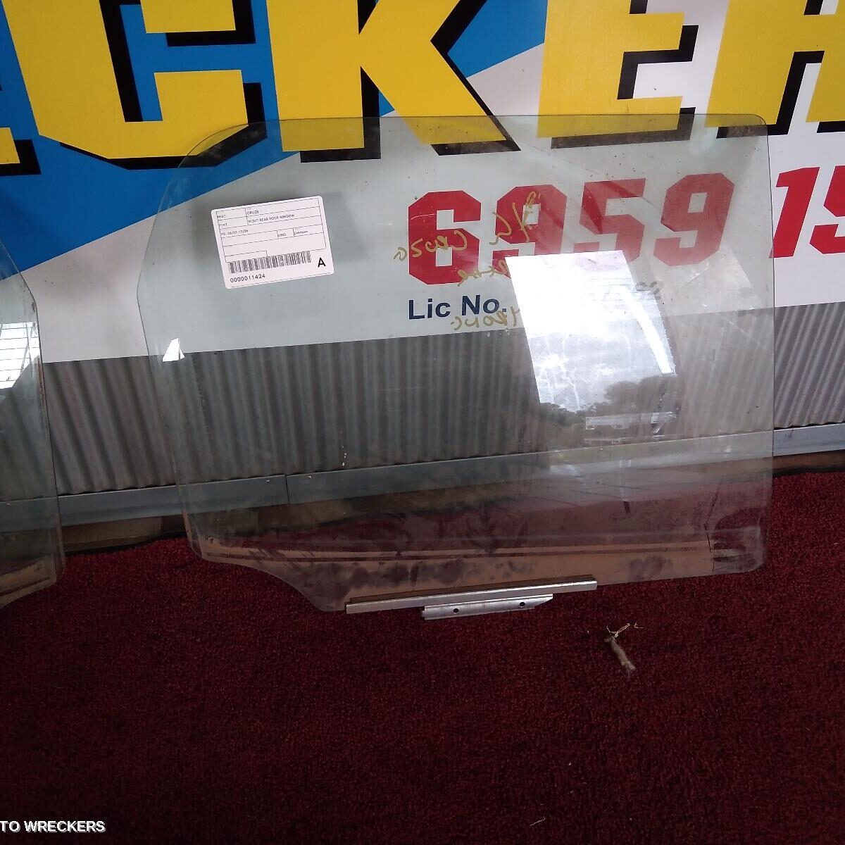 2003 HOLDEN CRUZE Right Rear Door Window