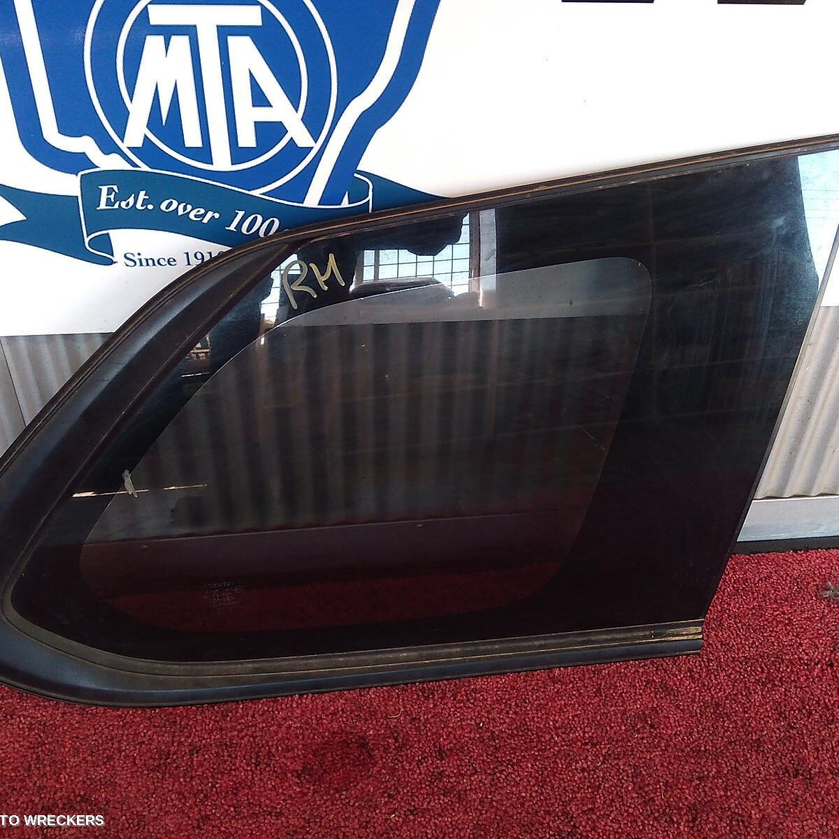 2020 MITSUBISHI OUTLANDER Right Rear Side Glass