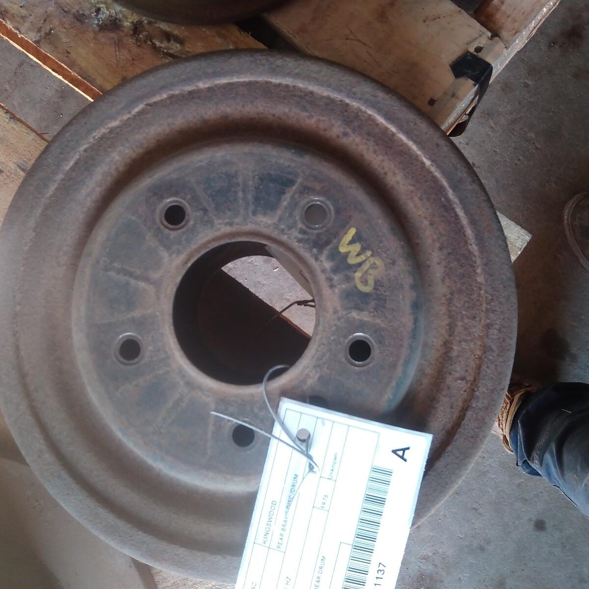 1976 HOLDEN KINGSWOOD REAR BRAKE DISC/DRUM