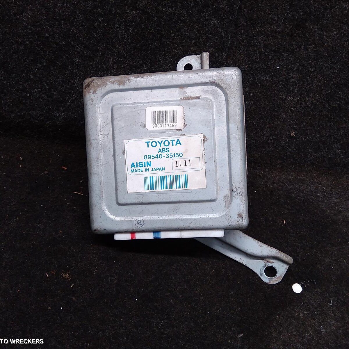 2002 TOYOTA HILUX Ecu