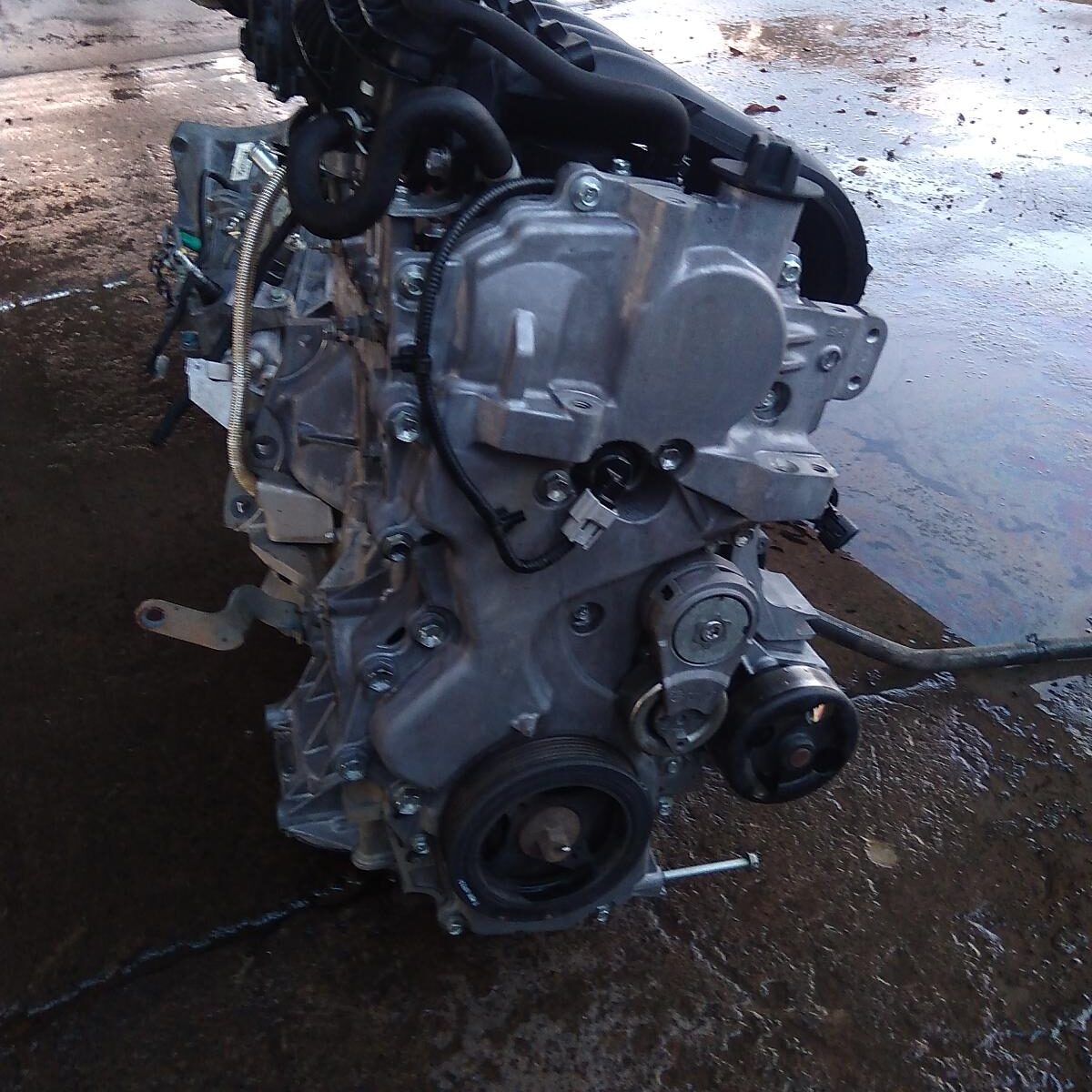 2010 NISSAN DUALIS ENGINE