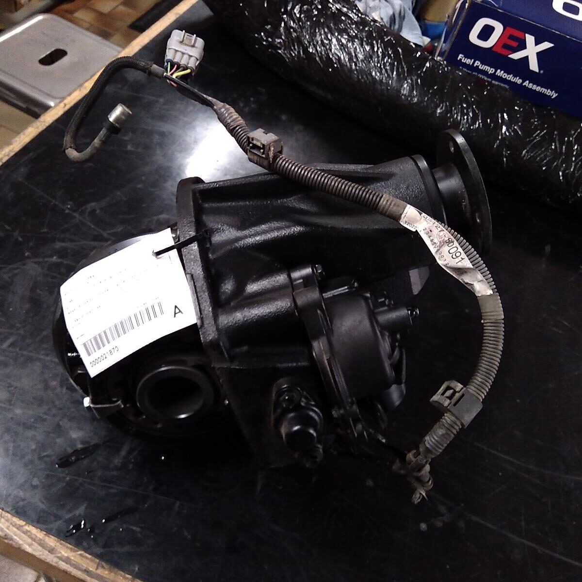 2012 TOYOTA PRADO Differential Centre
