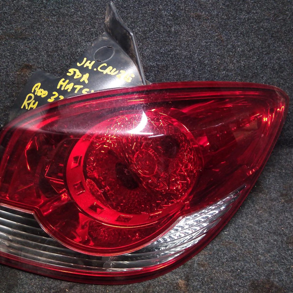 2013 HOLDEN CRUZE RIGHT TAILLIGHT