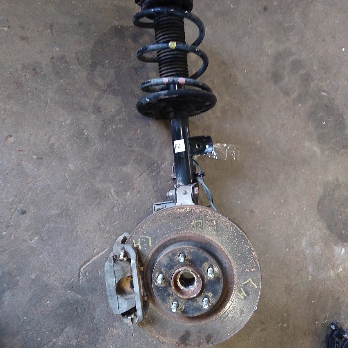 2010 NISSAN MURANO LEFT FRONT STRUT