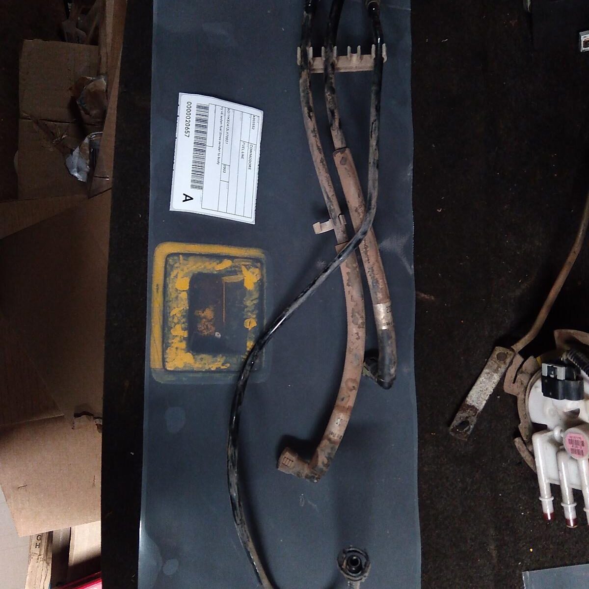 2003 HOLDEN COMMODORE FUEL LINE