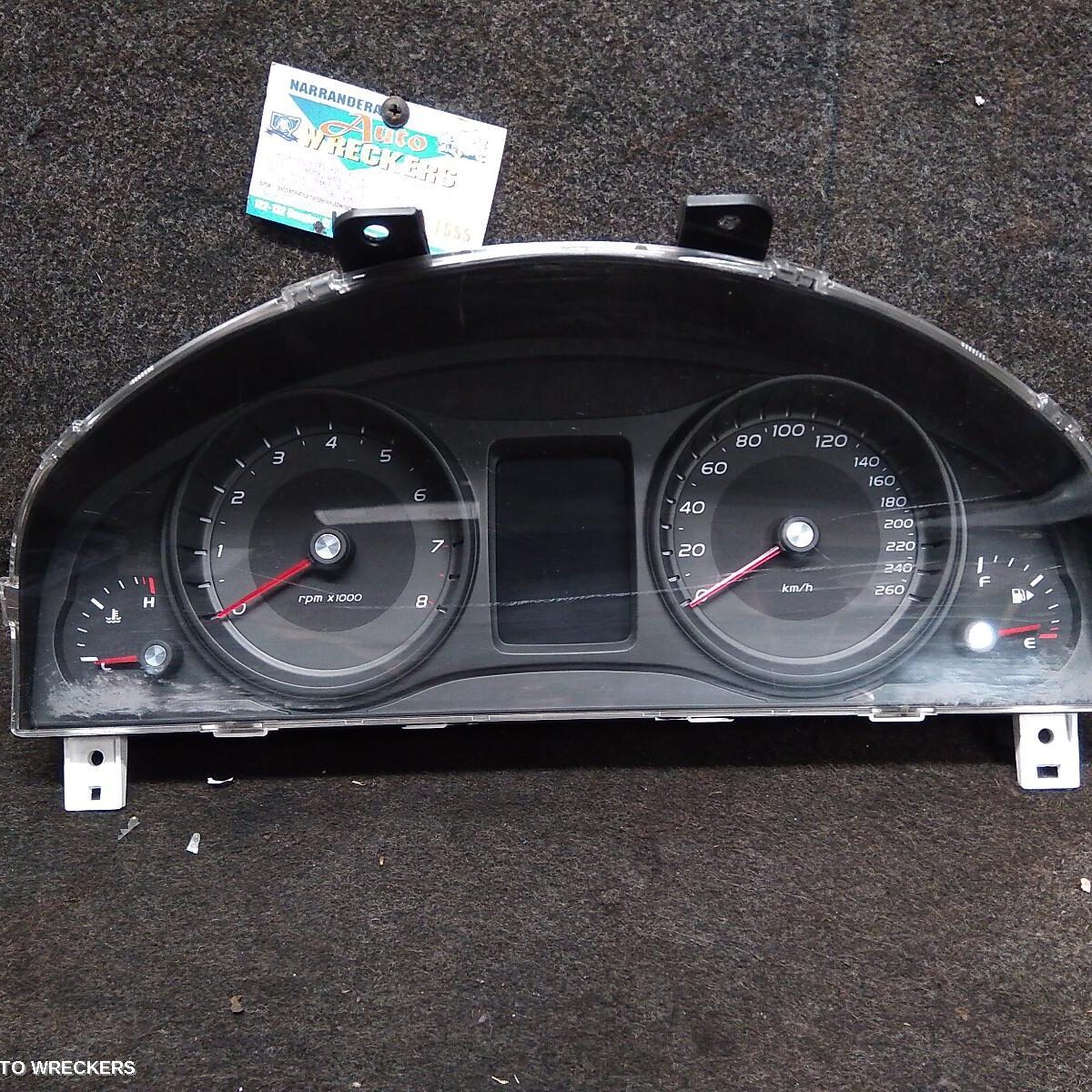 2011 HOLDEN COMMODORE Instrument Cluster