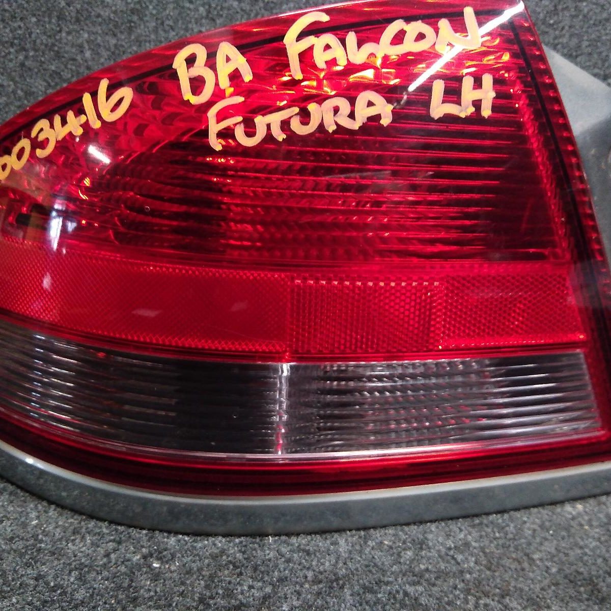 2003 FORD FALCON LEFT TAILLIGHT