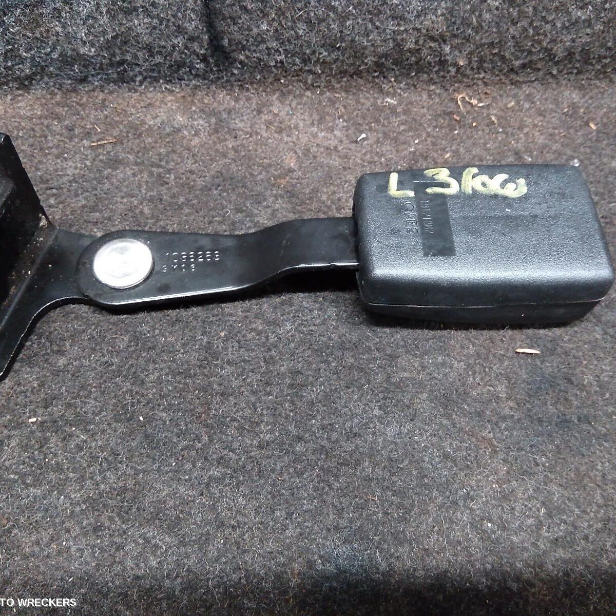 2020 MITSUBISHI OUTLANDER Seatbelt/Stalk