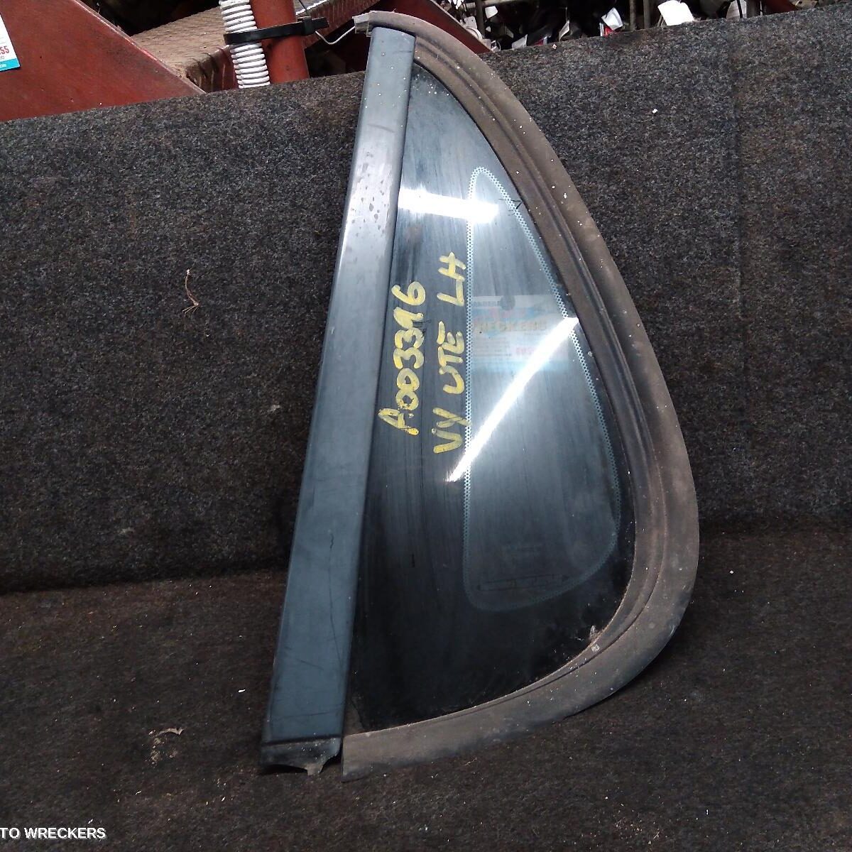 2001 HOLDEN COMMODORE Left Rear Side Glass