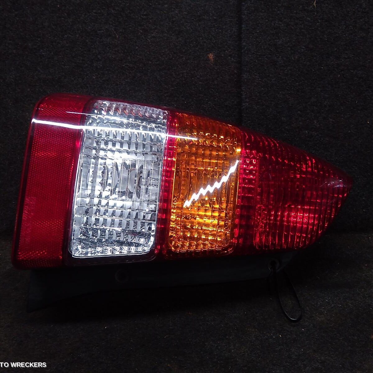 2002 MAZDA TRIBUTE Left Taillight