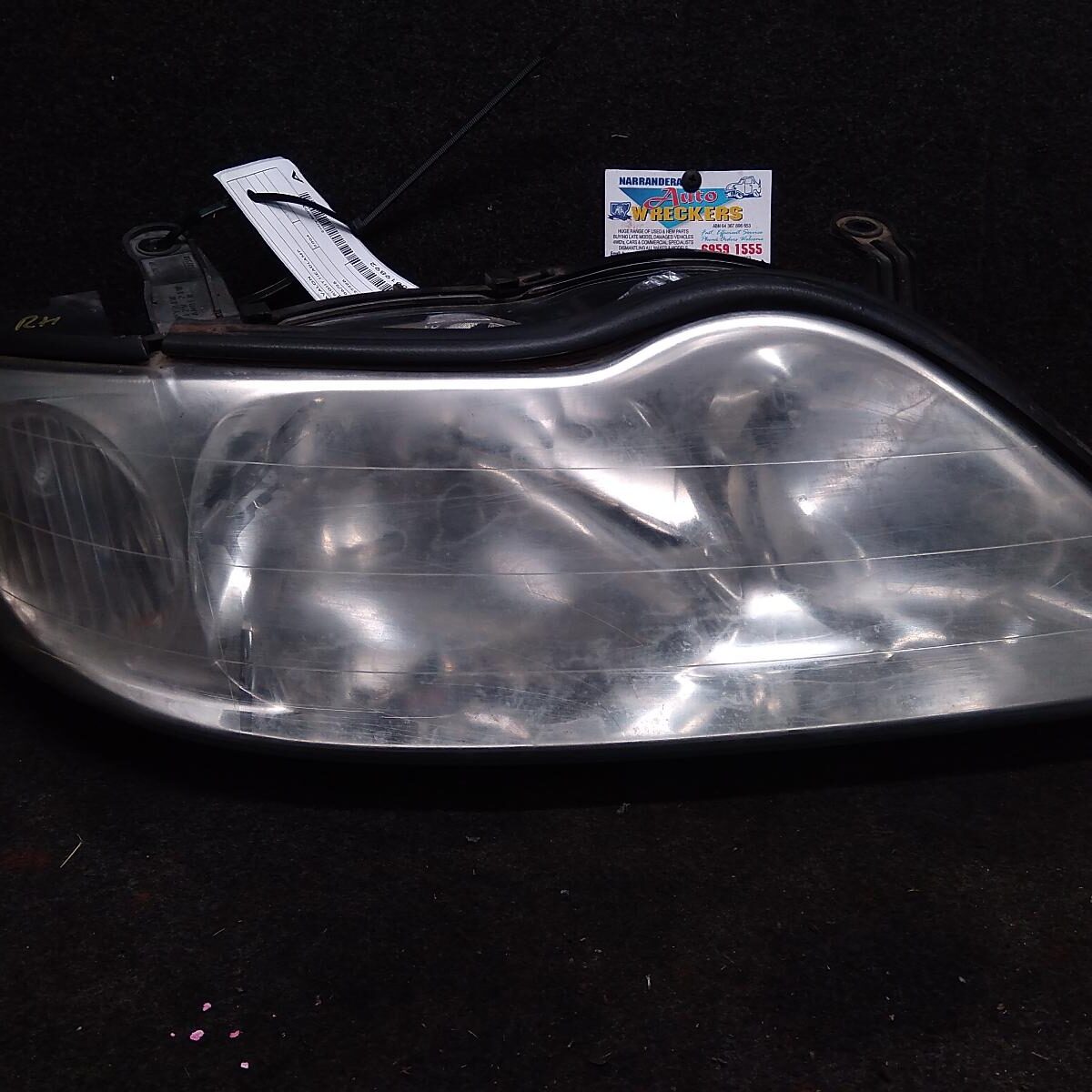 2004 TOYOTA AVALON RIGHT HEADLAMP