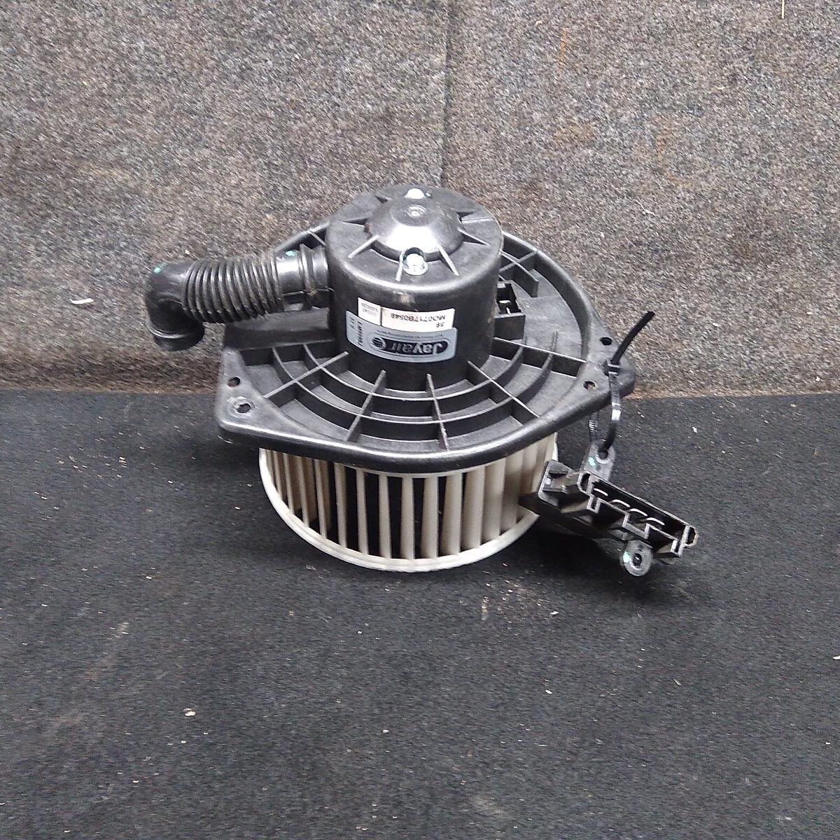 2011 HOLDEN COLORADO HEATER FAN MOTOR