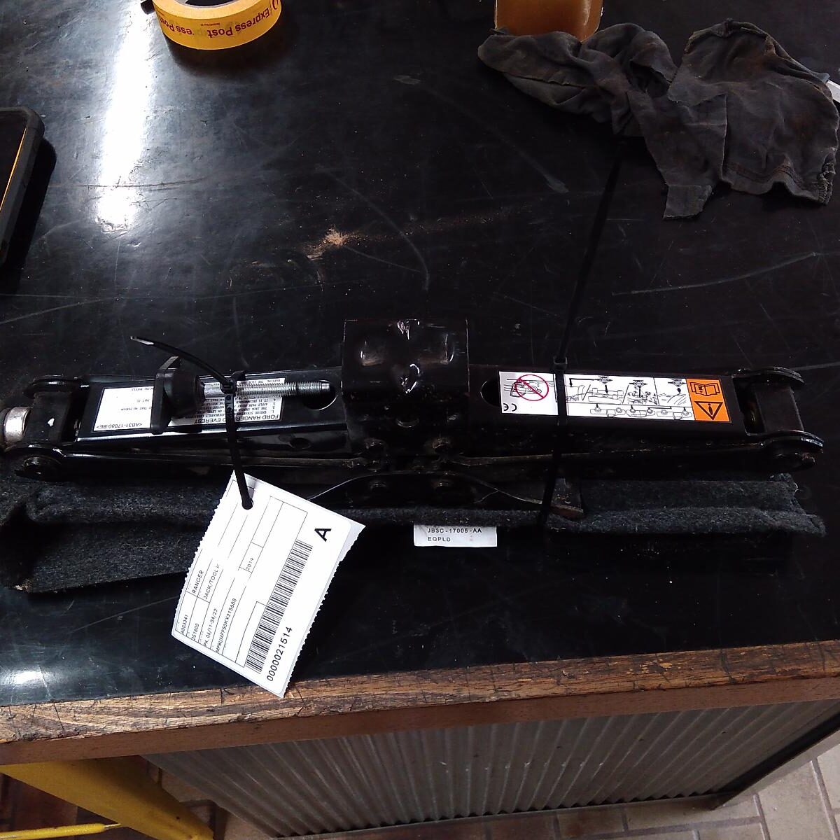 2019 FORD RANGER Jack/Tool Kit