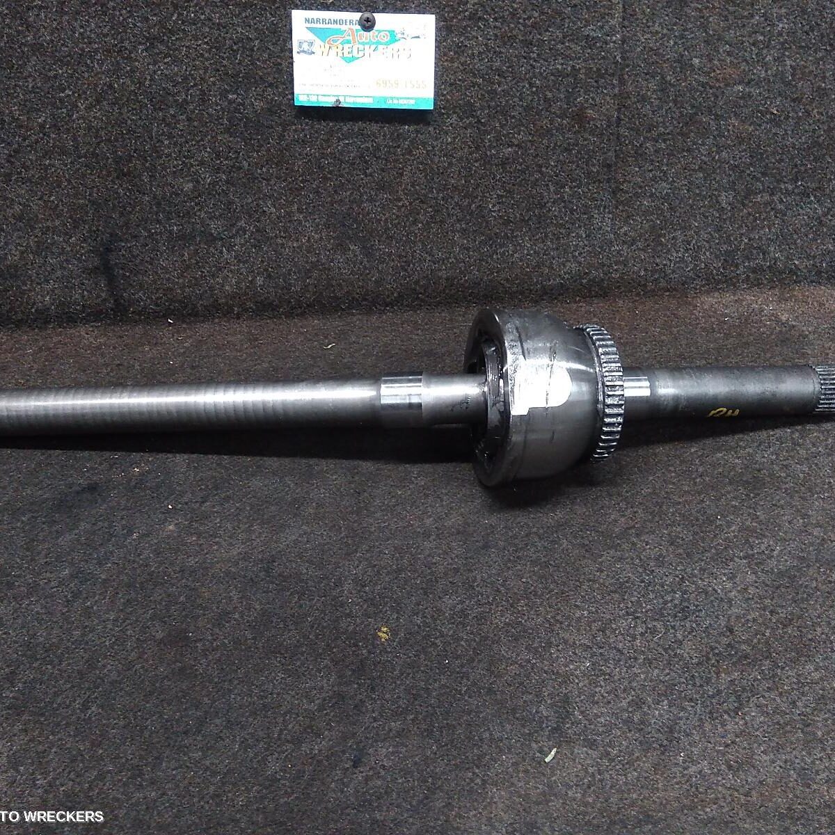 2018 TOYOTA LANDCRUISER Right Driveshaft