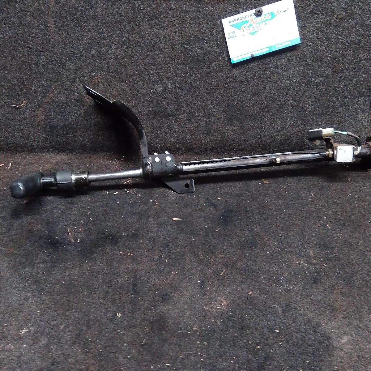 1996 TOYOTA HILUX HANDBRAKE LEVER