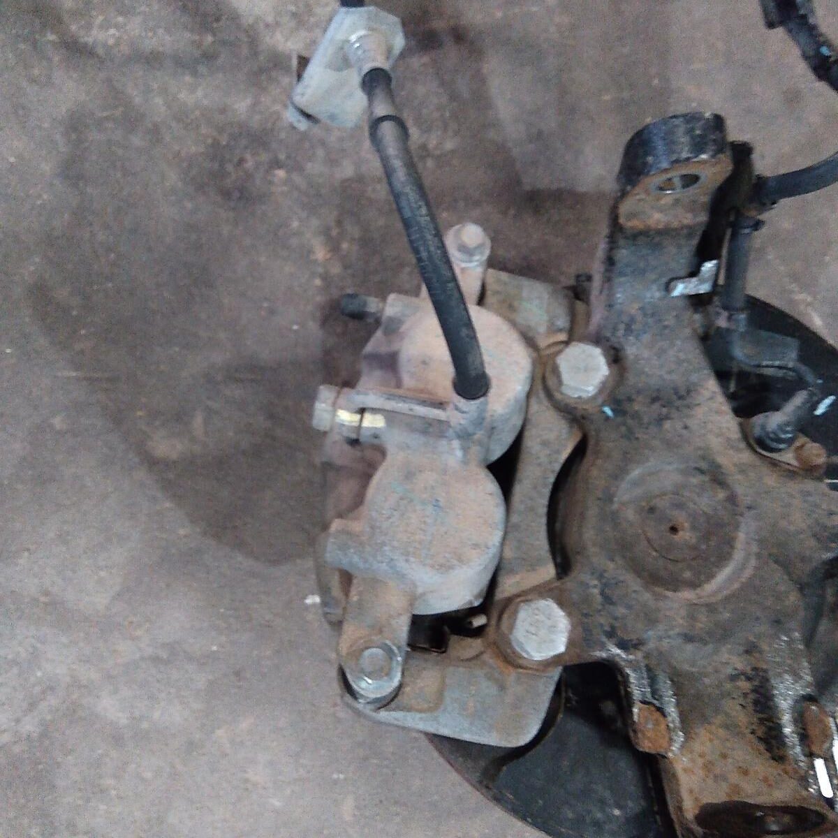 2010 HOLDEN COLORADO Caliper