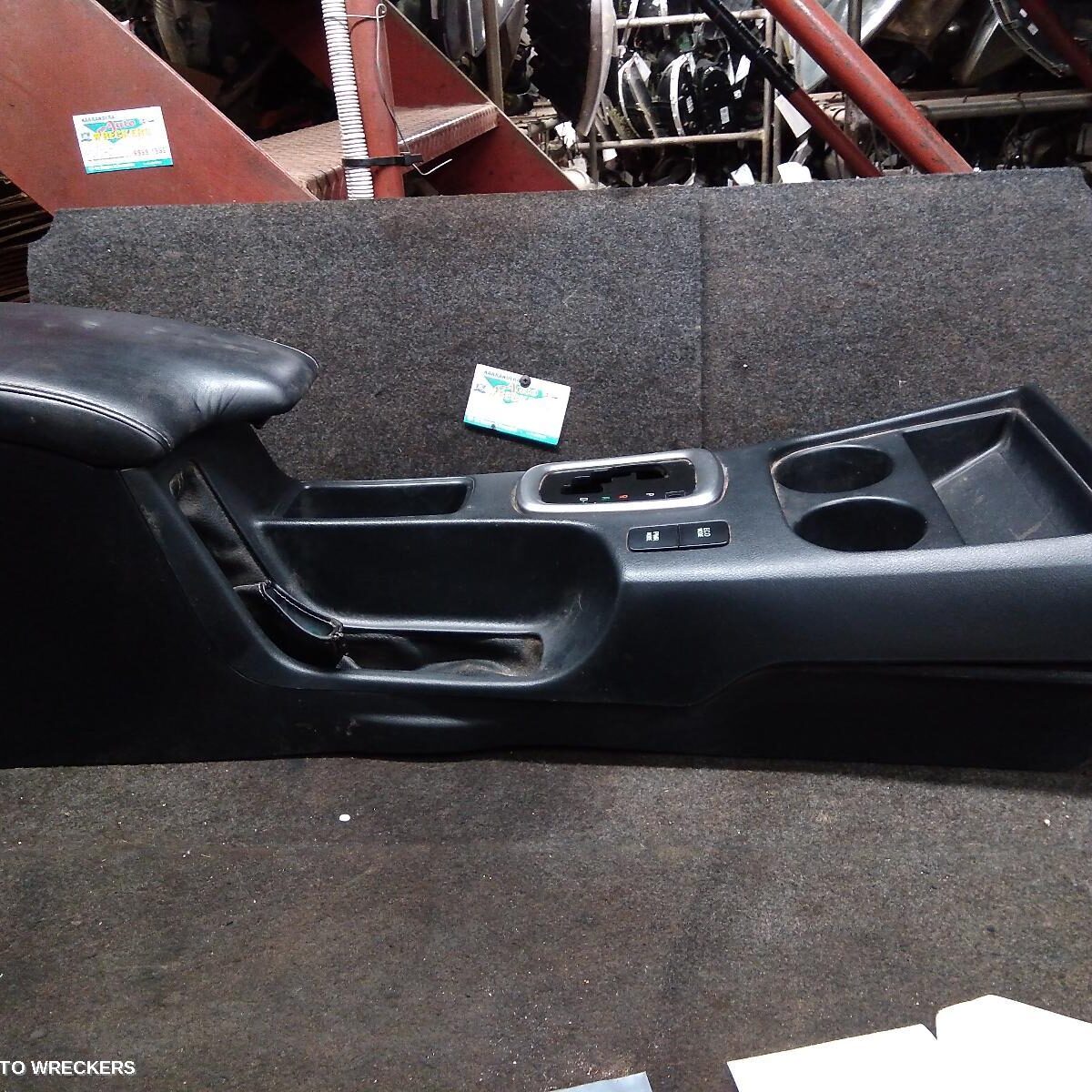 2017 TOYOTA HILUX Console