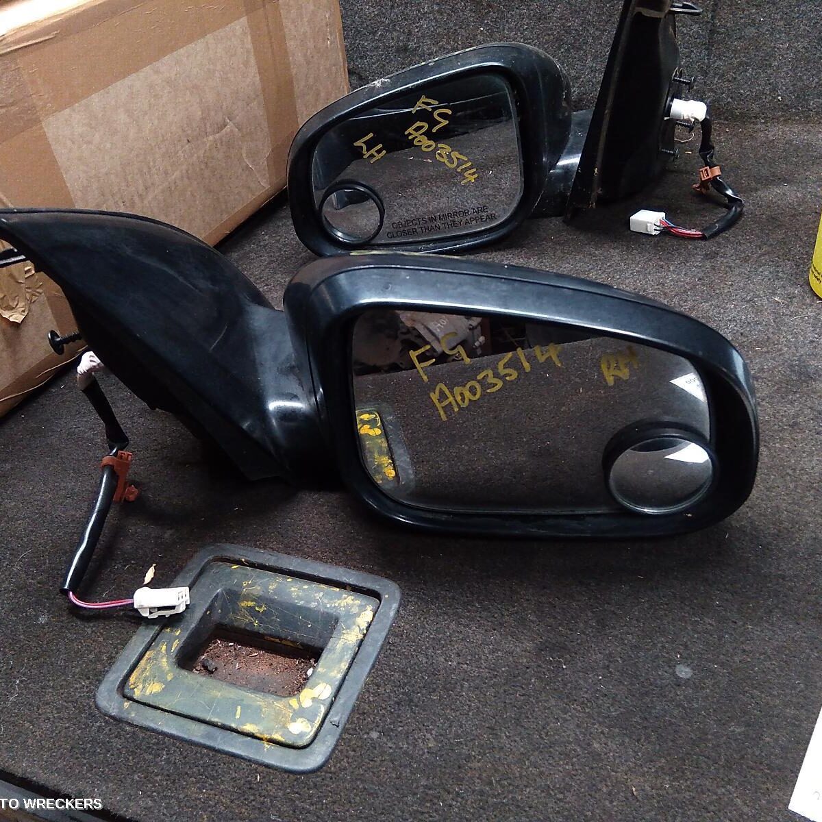 2010 FORD FALCON Right Door Mirror