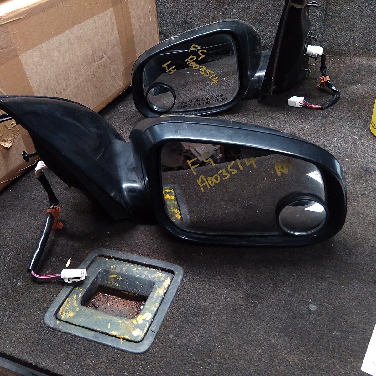 2010 FORD FALCON RIGHT DOOR MIRROR