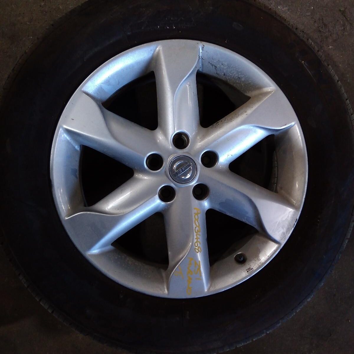 2010 NISSAN MURANO WHEEL MAG