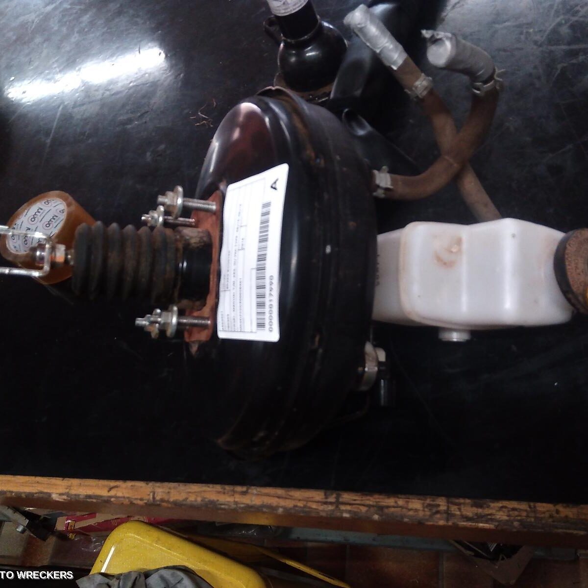 2015 TOYOTA HILUX Brake Booster