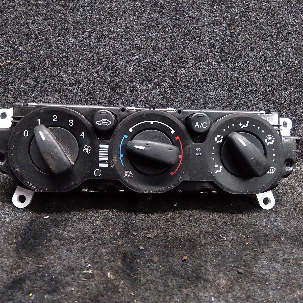 2011 FORD FOCUS HEATER/AC CONTROLS