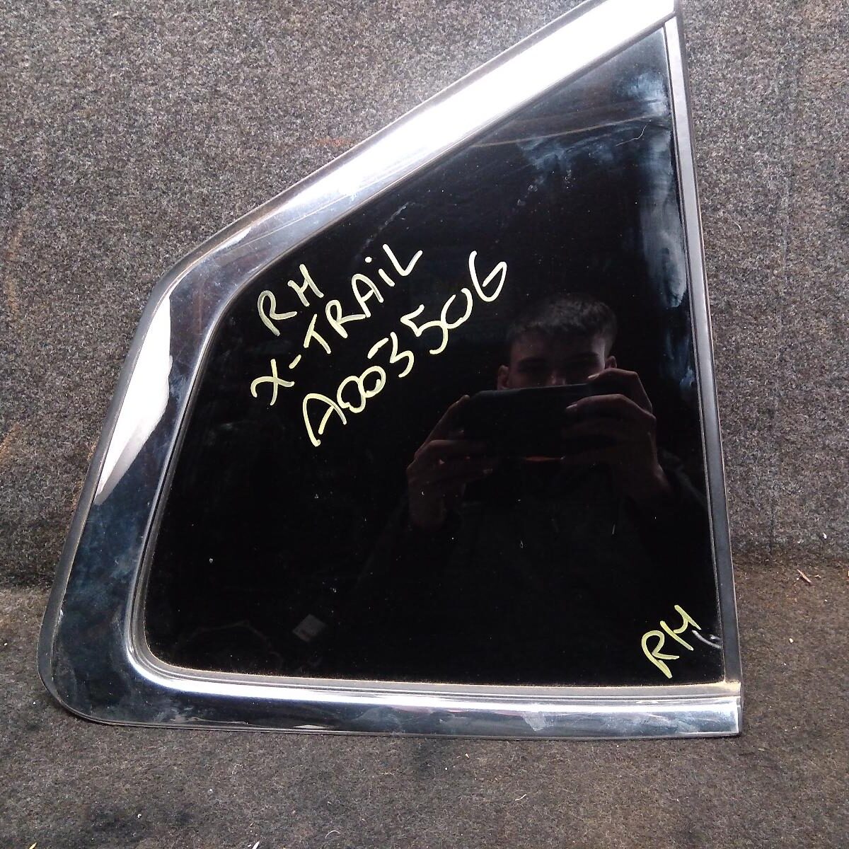 2016 NISSAN XTRAIL Right Rear Side Glass