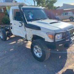 2016 TOYOTA LANDCRUISER OVERFLOW BOTTLE