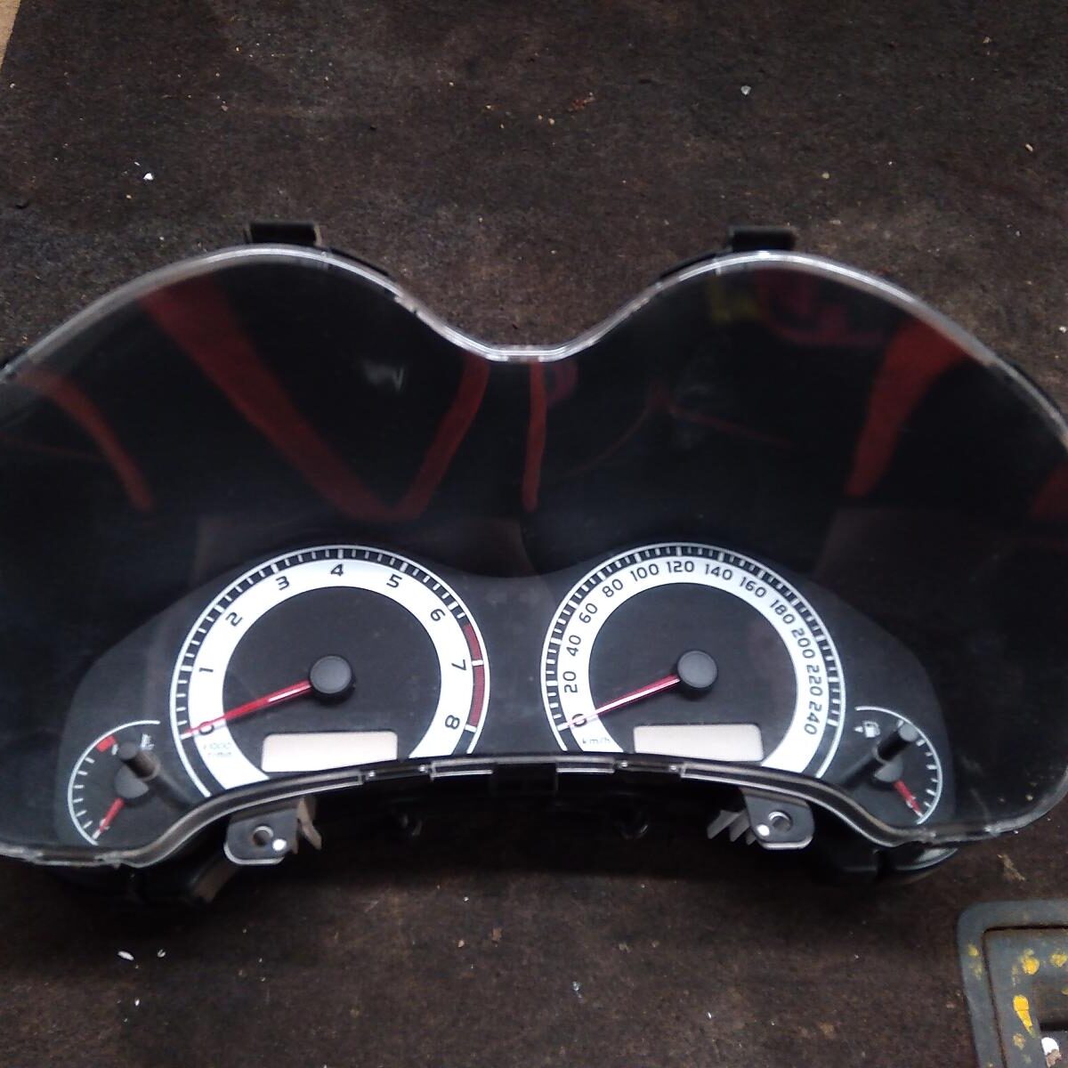 2007 TOYOTA COROLLA INSTRUMENT CLUSTER