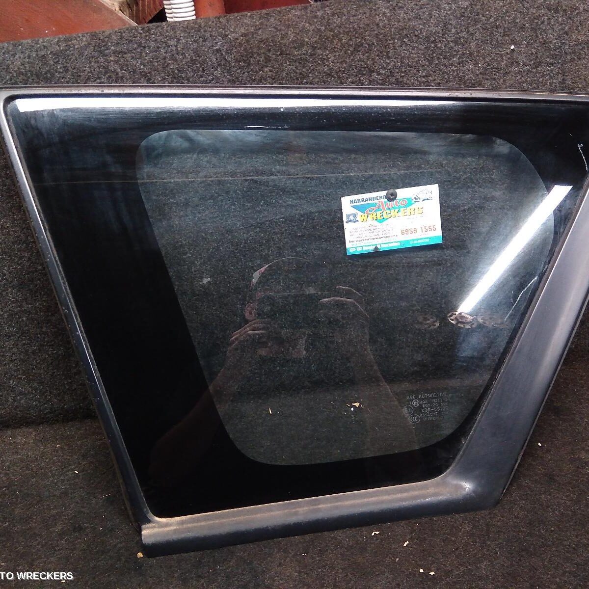 2009 MITSUBISHI OUTLANDER Left Rear Side Glass